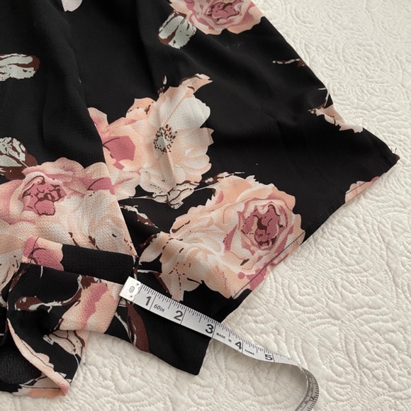 SHEIN Women’s Romper with Halter Top Floral Print Size Small - Picture 13 of 16